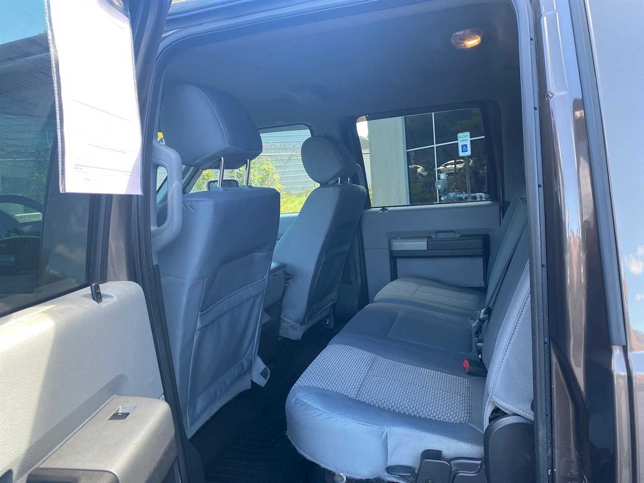 Ford F-250 SD XLT Crew Cab 4WD 2016