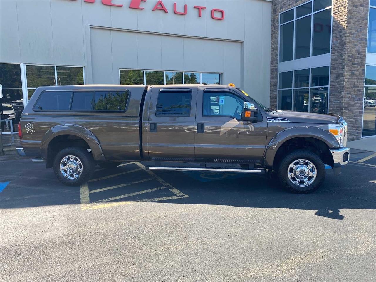 Ford F-250 SD XLT Crew Cab 4WD 2016