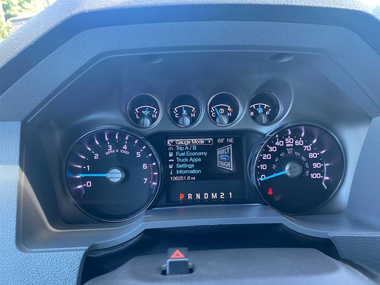 Ford F-250 SD XLT Crew Cab 4WD 2016