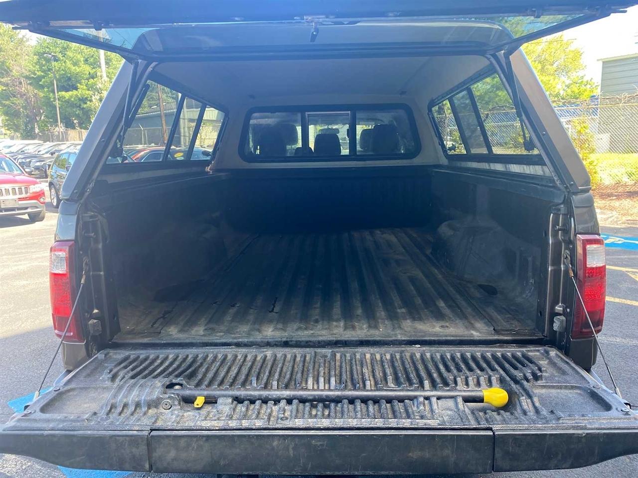 Ford F-250 SD XLT Crew Cab 4WD 2016