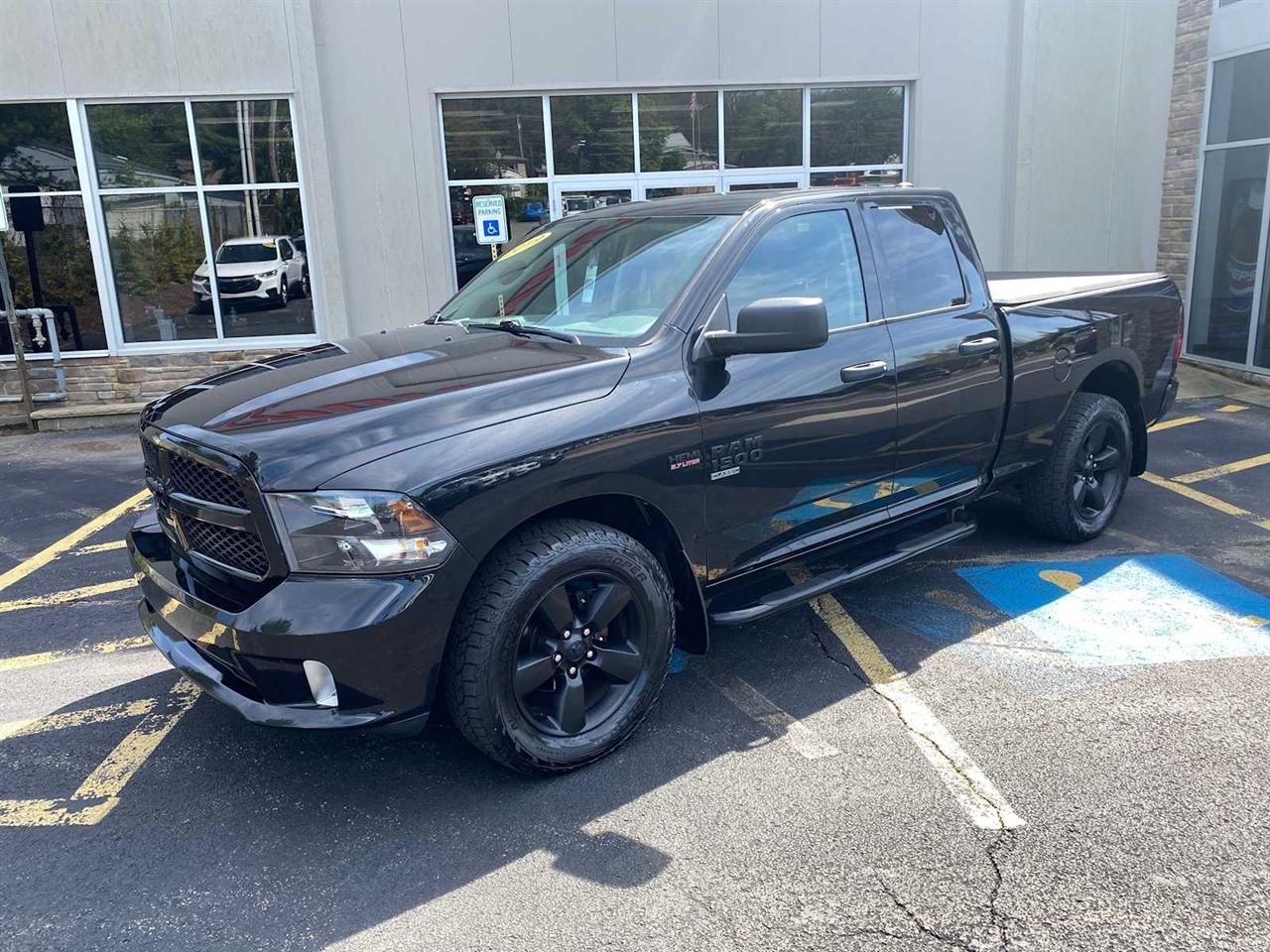 RAM 1500 Classic Tradesman Quad Cab 4WD 2019