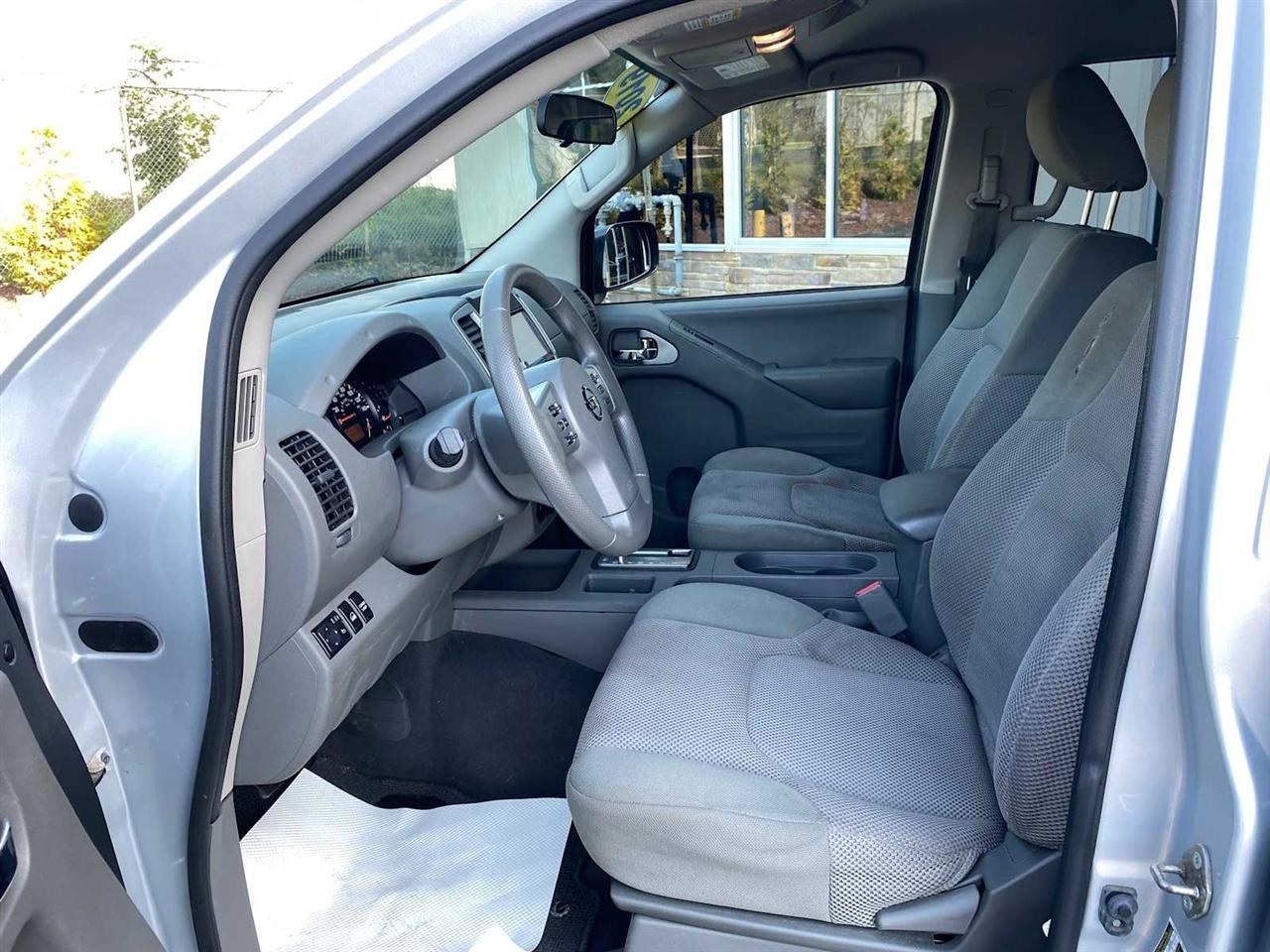 Nissan Frontier SL Crew Cab 5AT 4WD 2019