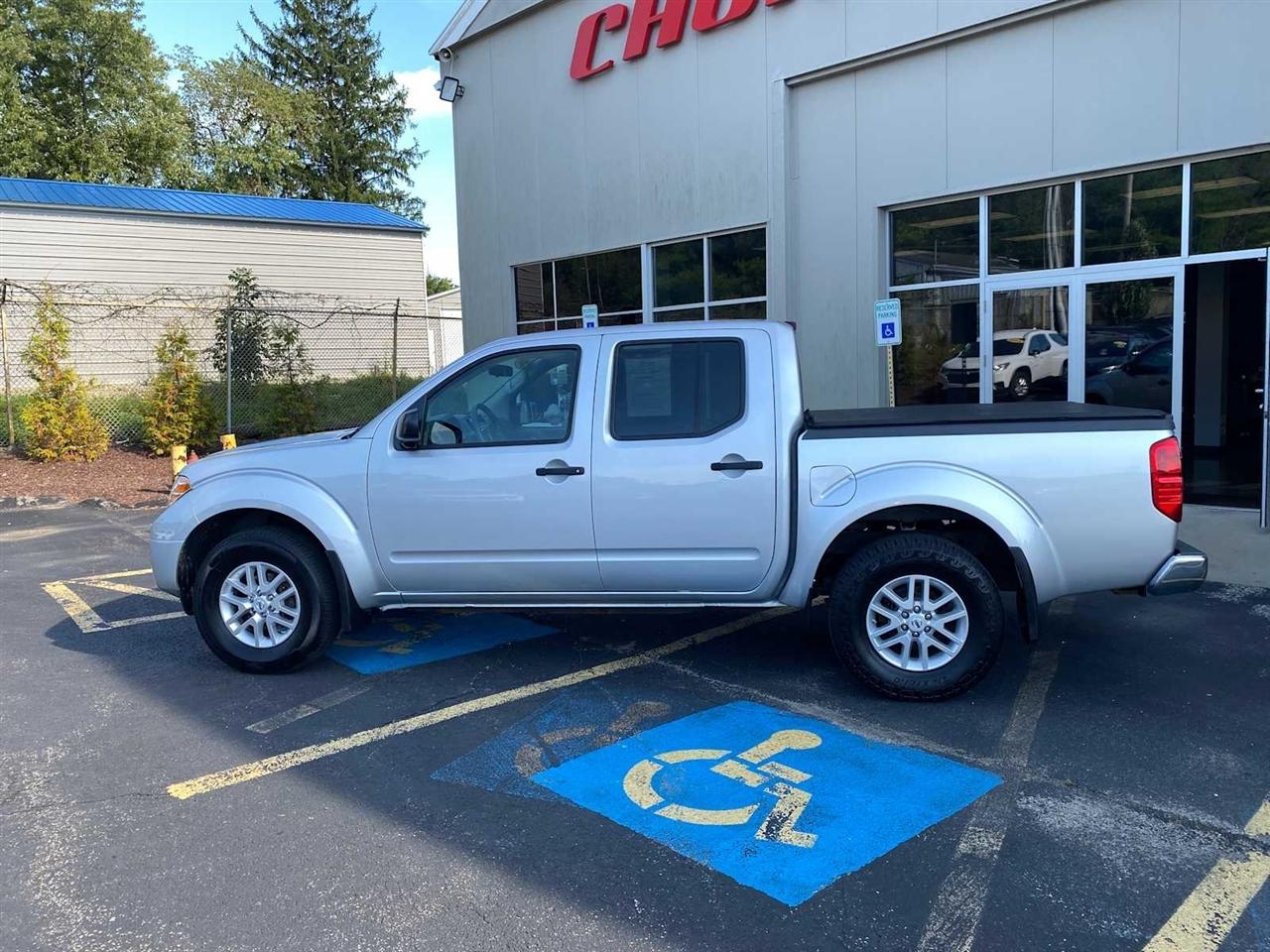 Nissan Frontier SL Crew Cab 5AT 4WD 2019