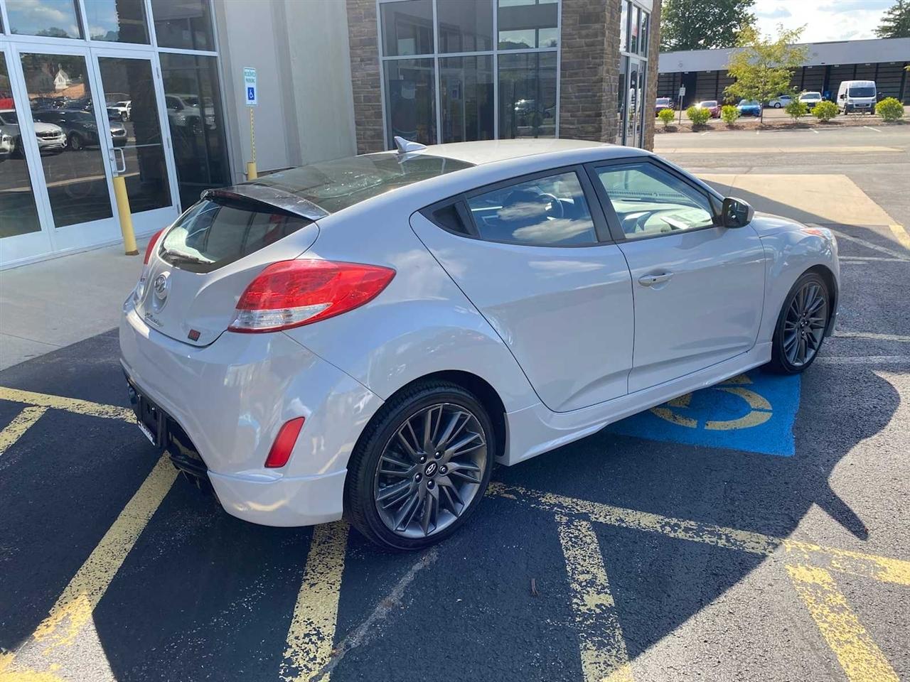 Hyundai Veloster REMIX 3D Coupe 2013