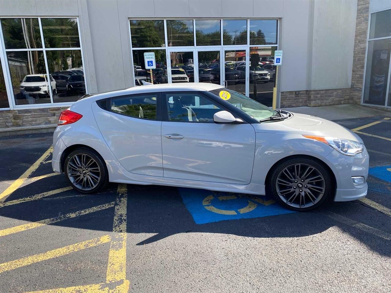 Hyundai Veloster REMIX 3D Coupe 2013