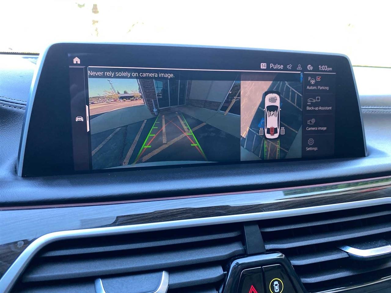 BMW 7-Series 750i xDrive 2021