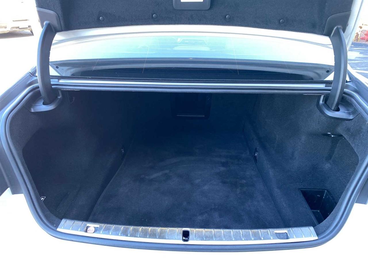 BMW 7-Series 750i xDrive 2021