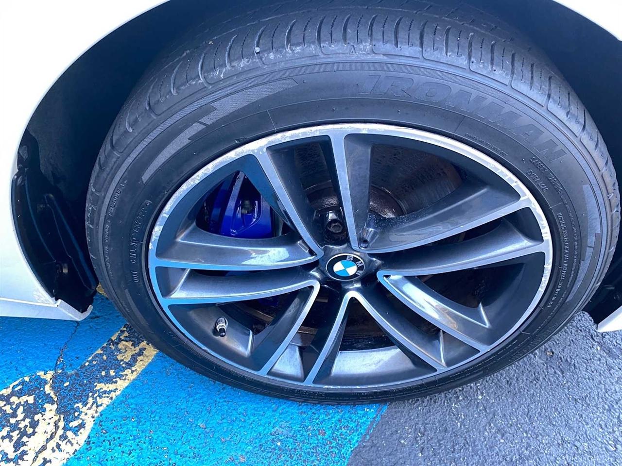 BMW 7-Series 750i xDrive 2021