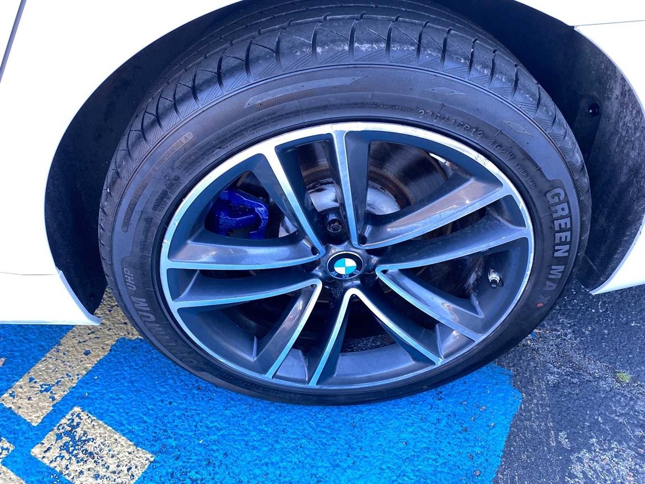 BMW 7-Series 750i xDrive 2021