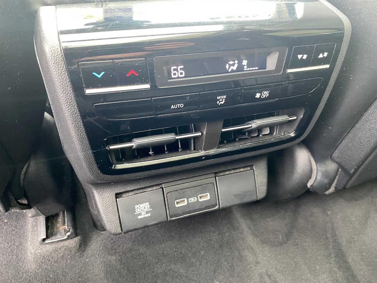 Acura MDX SH-AWD w/Technology Package 2024