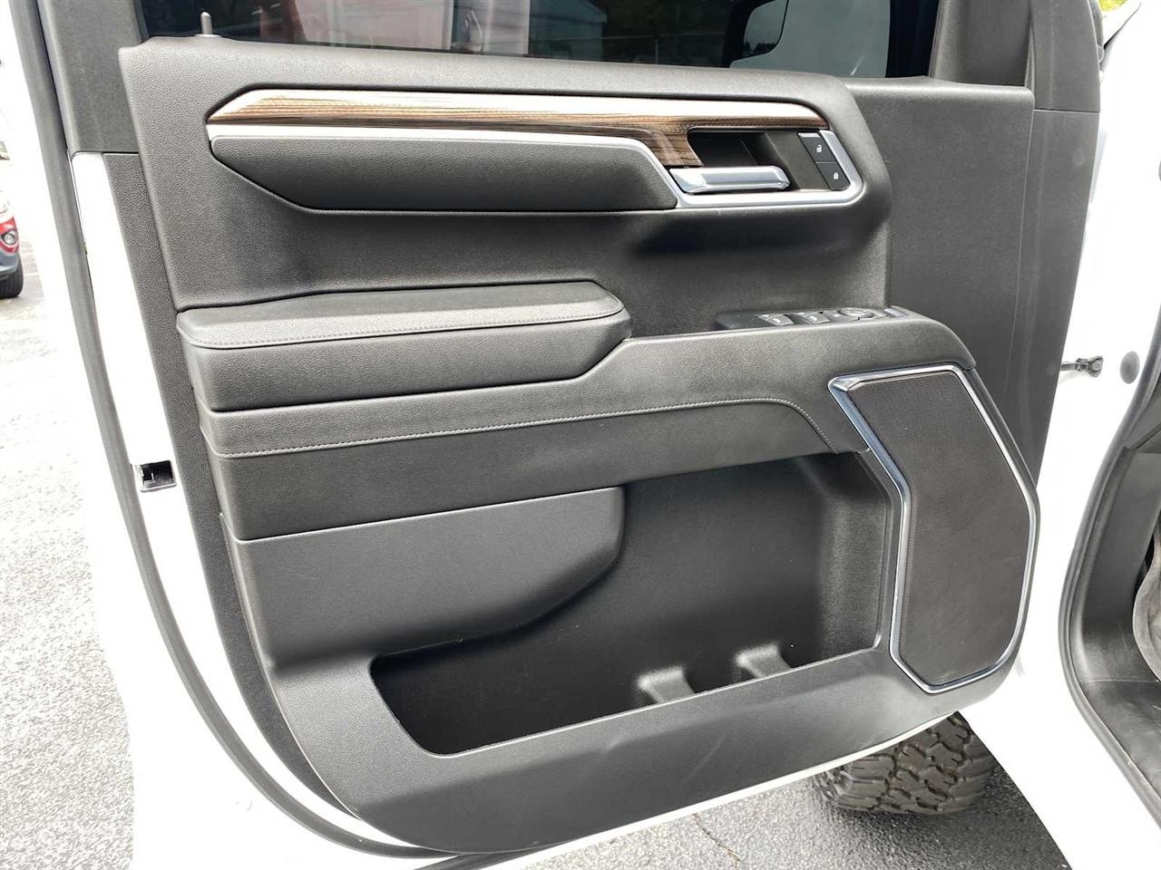 Chevrolet Silverado 1500 RST Crew Cab 4WD 2023