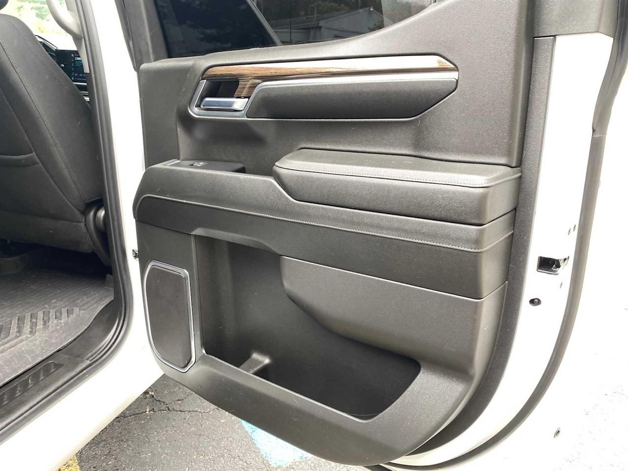 Chevrolet Silverado 1500 RST Crew Cab 4WD 2023
