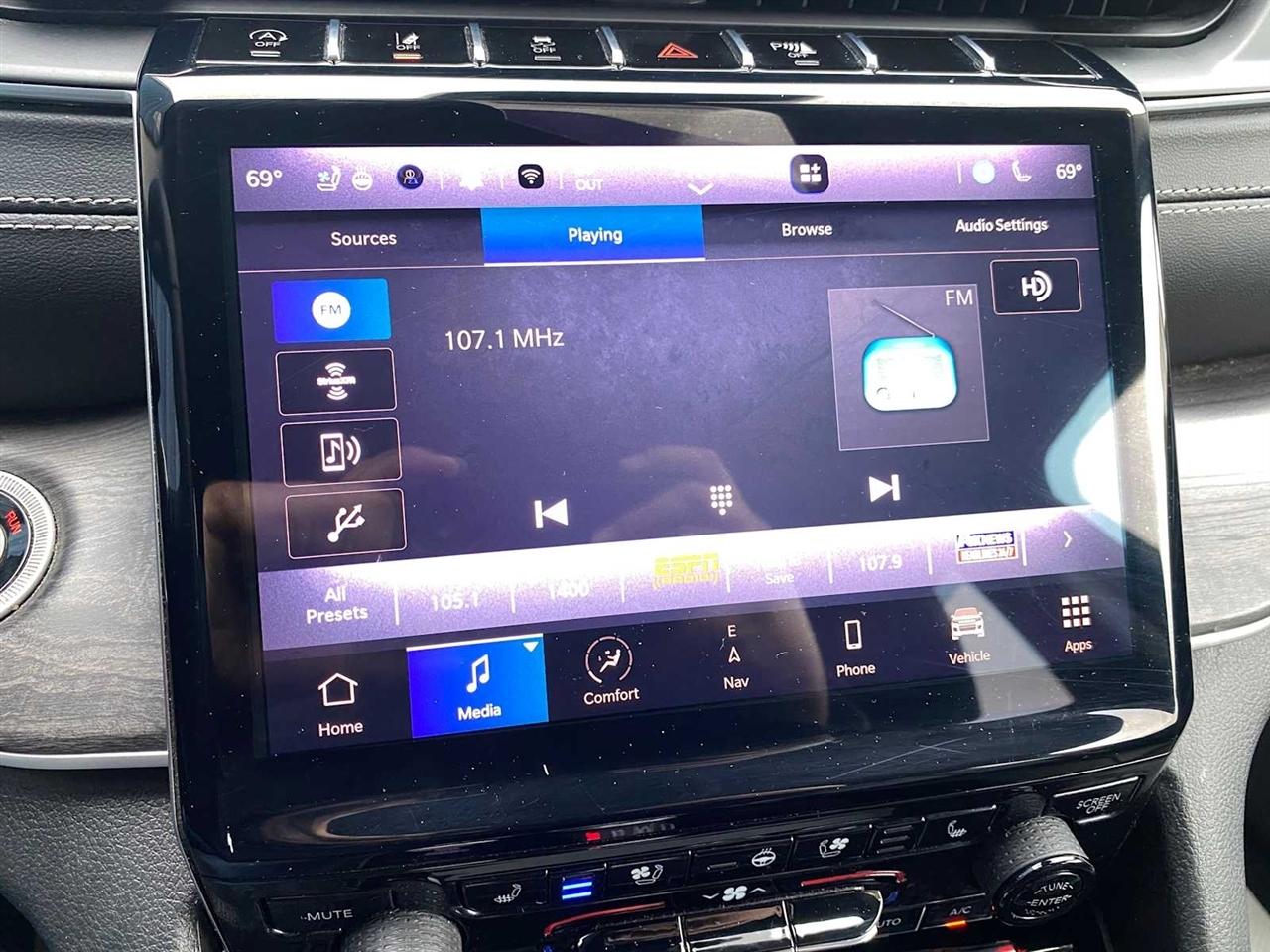 Jeep Grand Cherokee L Limited 4WD 2023