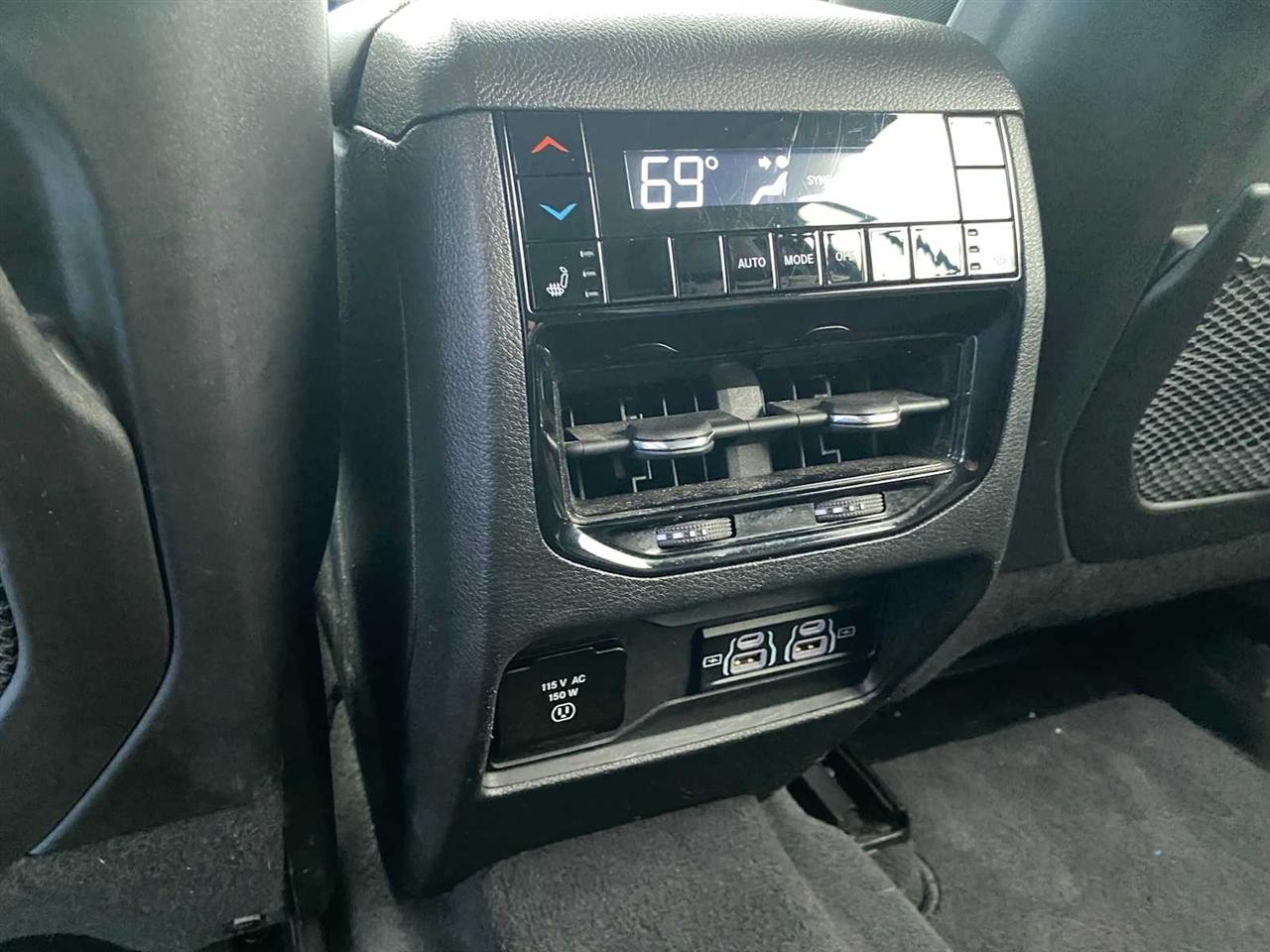 Jeep Grand Cherokee L Limited 4WD 2023