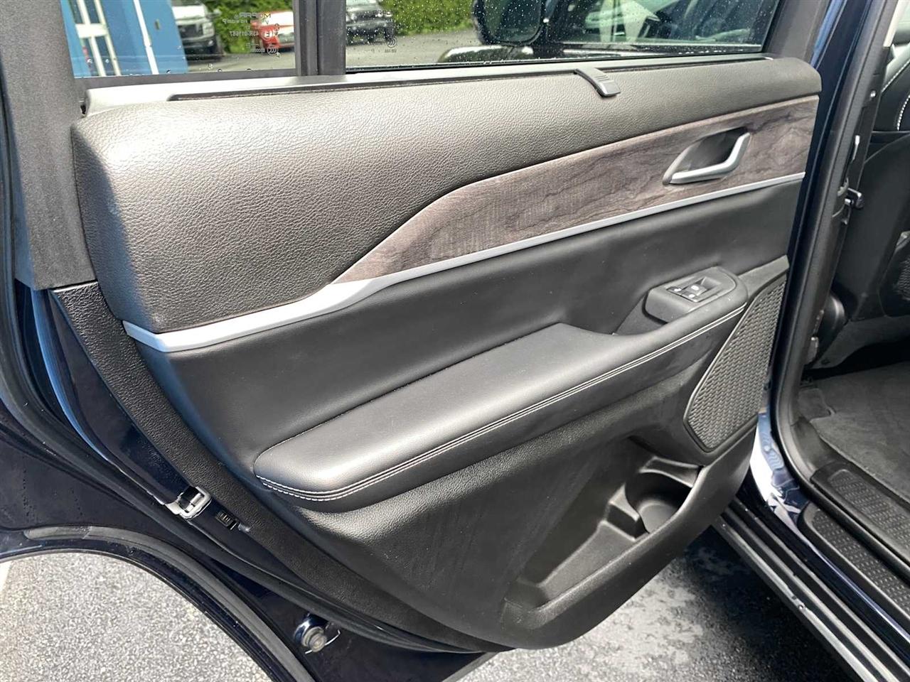 Jeep Grand Cherokee L Limited 4WD 2023
