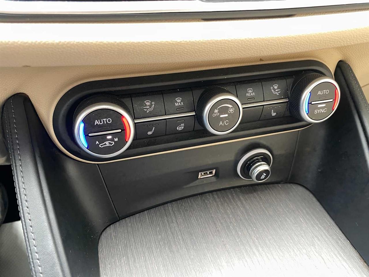 Alfa Romeo Stelvio Ti Lusso AWD 2023