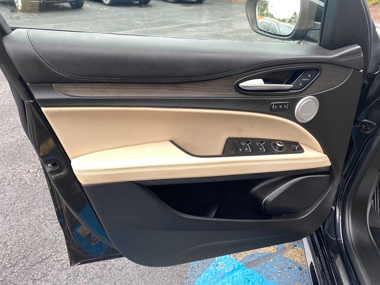 Alfa Romeo Stelvio Ti Lusso AWD 2023