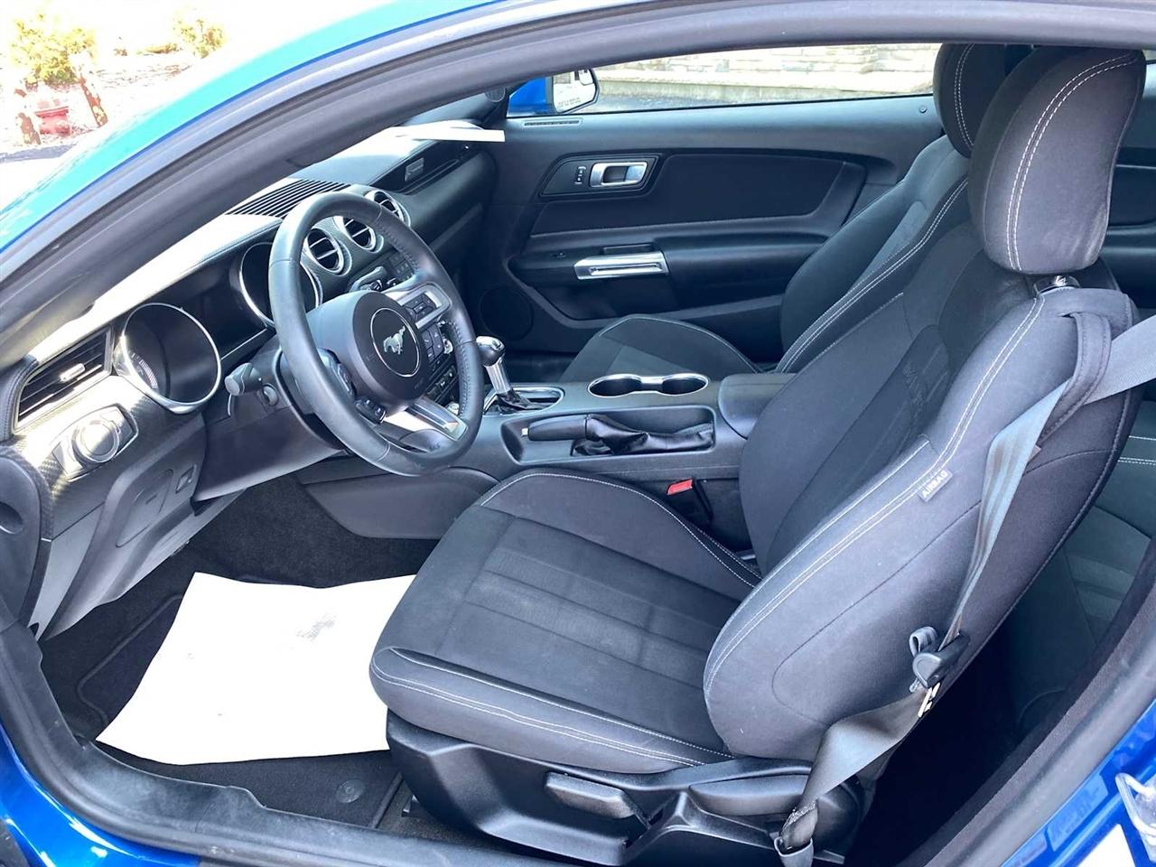 Ford Mustang EcoBoost Coupe 2018