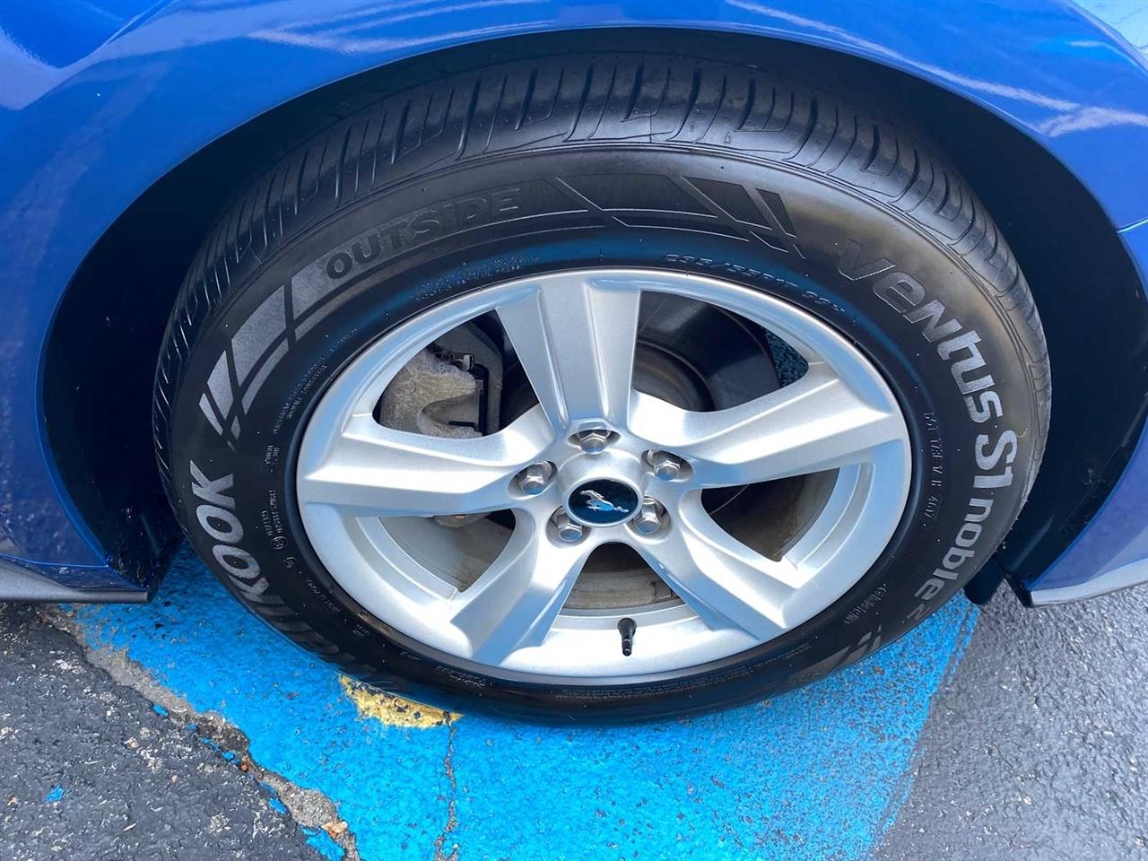 Ford Mustang EcoBoost Coupe 2018
