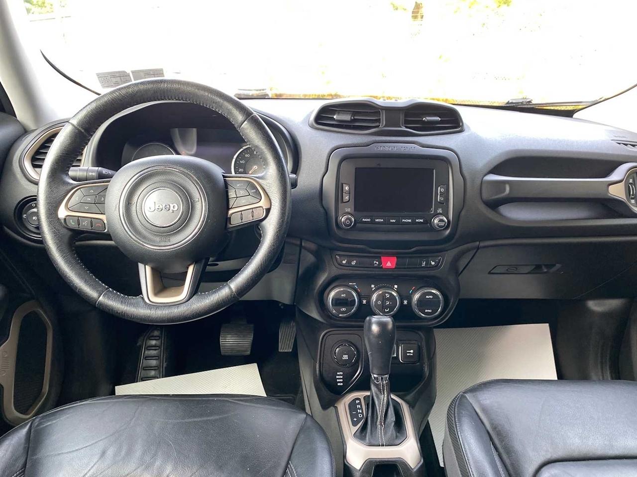 Jeep Renegade Limited 4WD 2015