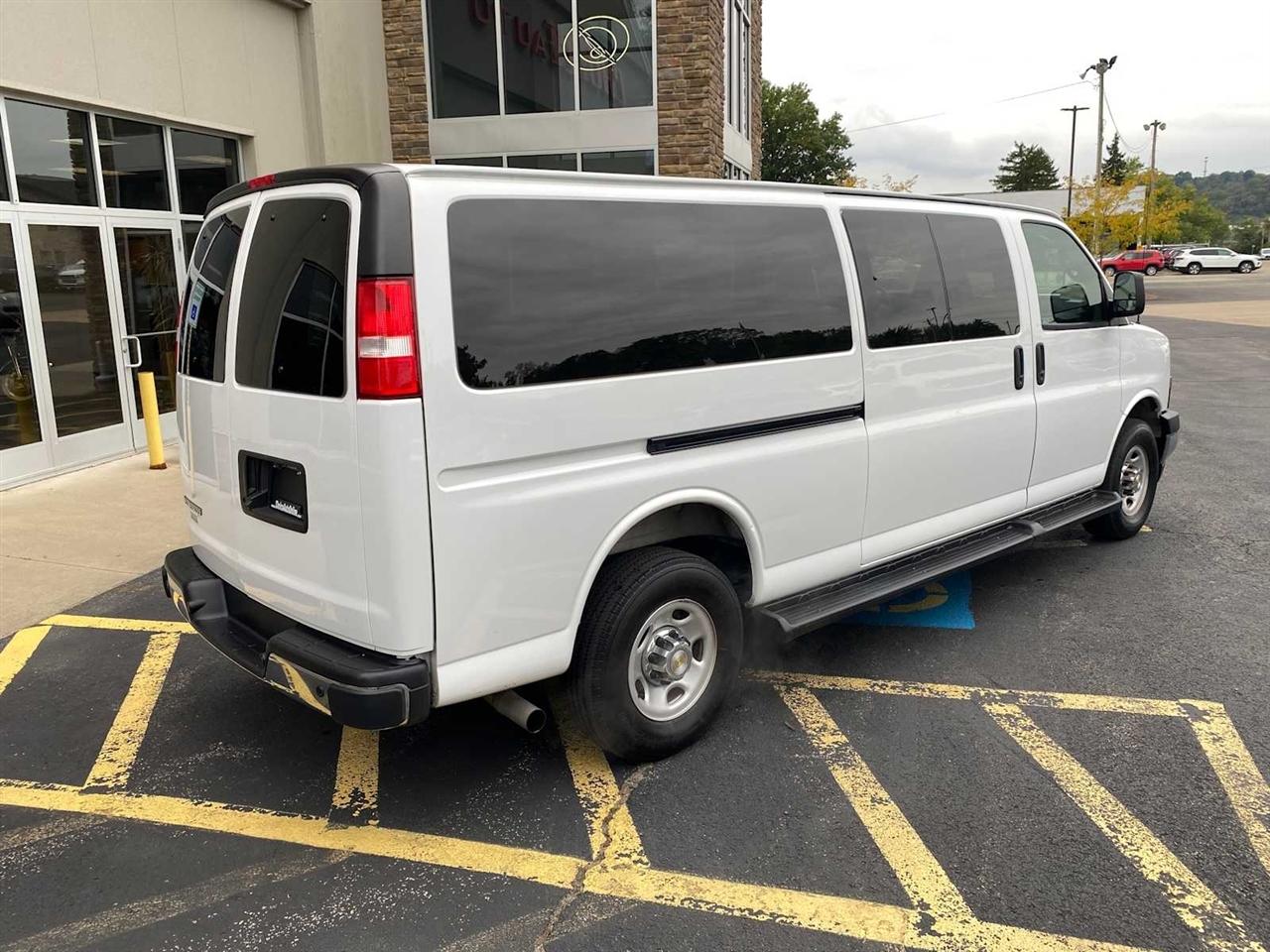 Chevrolet Express LT 3500 Extended 2025