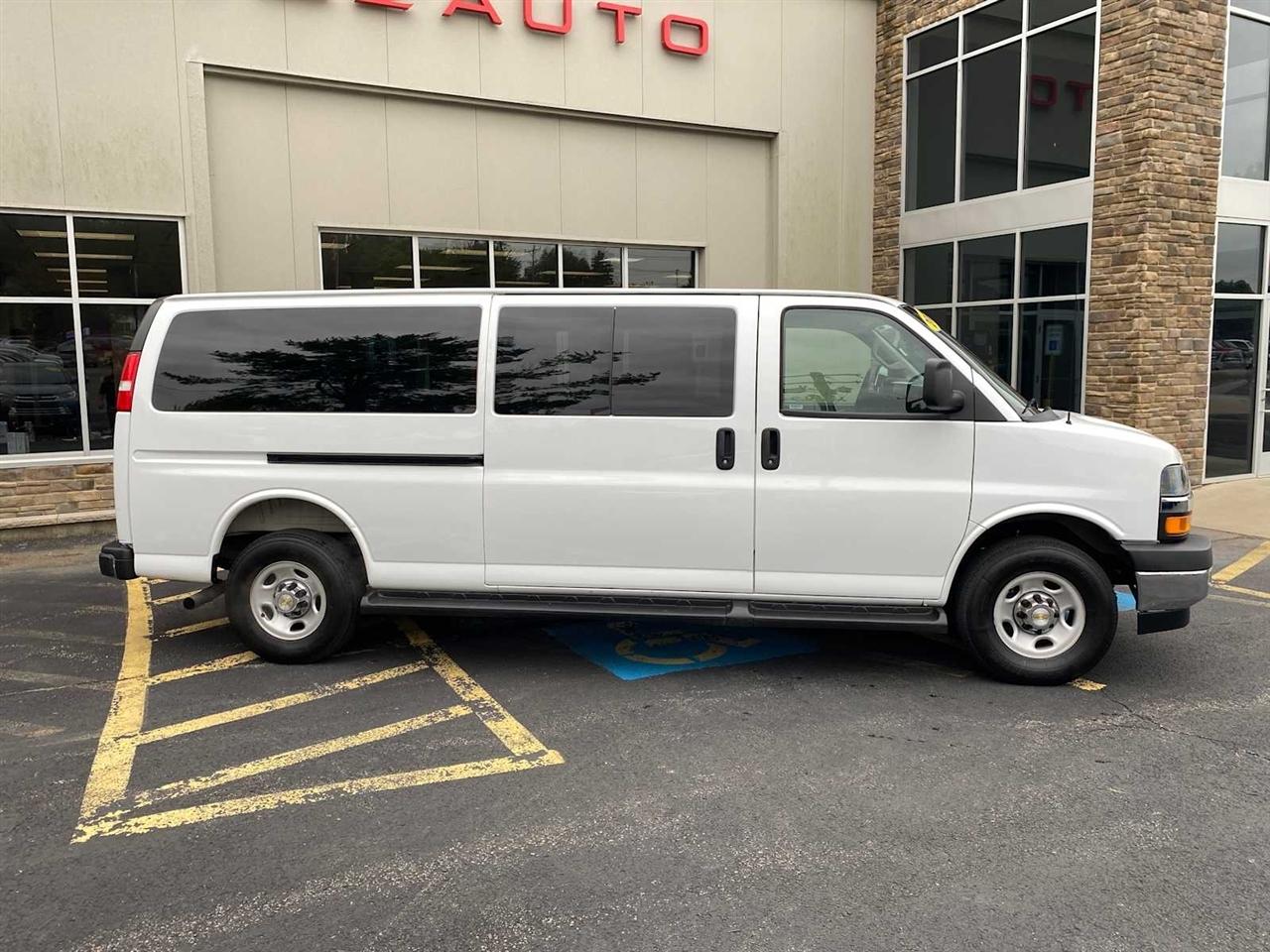 Chevrolet Express LT 3500 Extended 2025