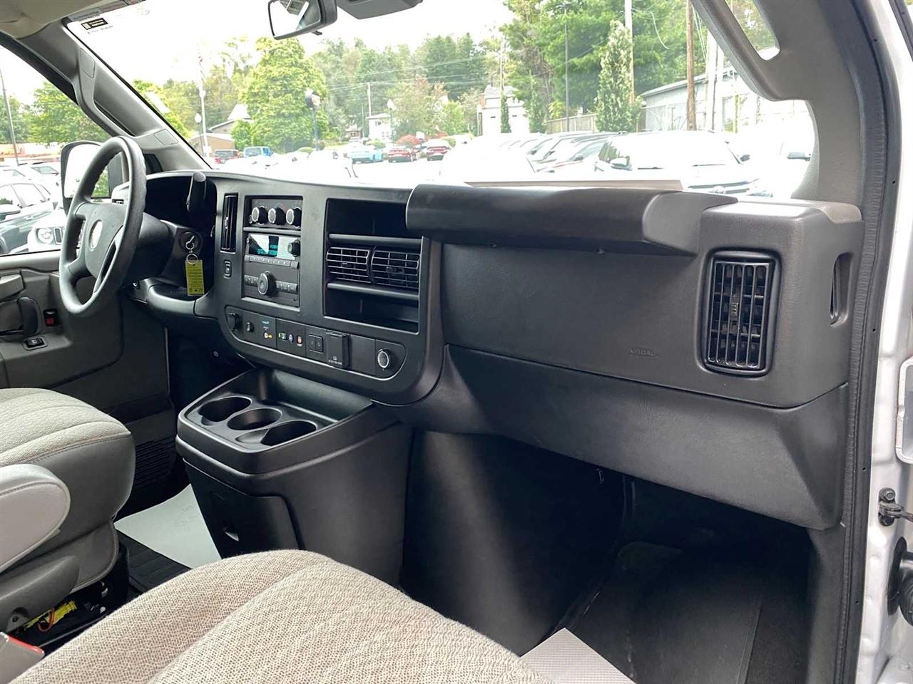 Chevrolet Express LT 3500 Extended 2025