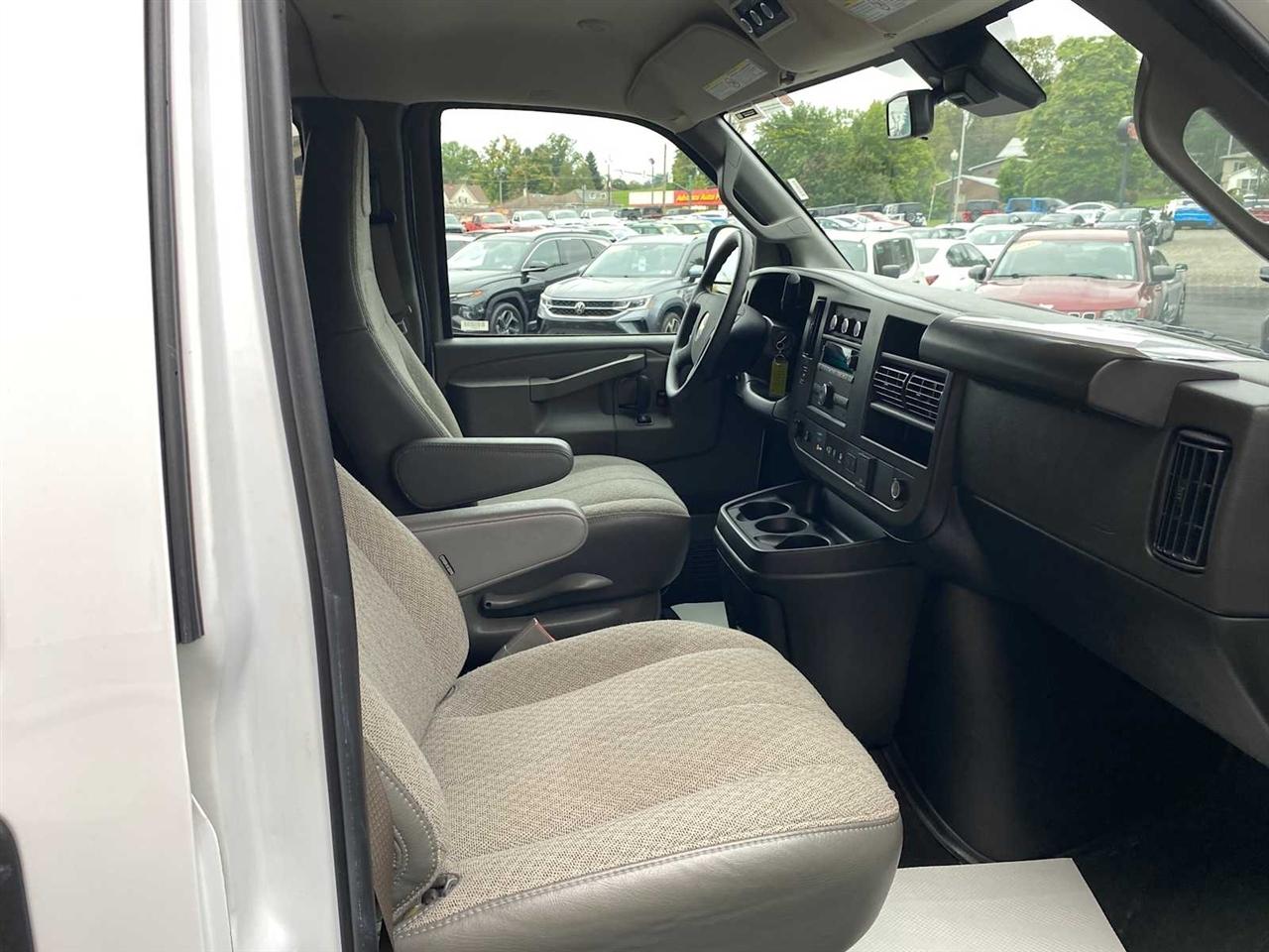 Chevrolet Express LT 3500 Extended 2025