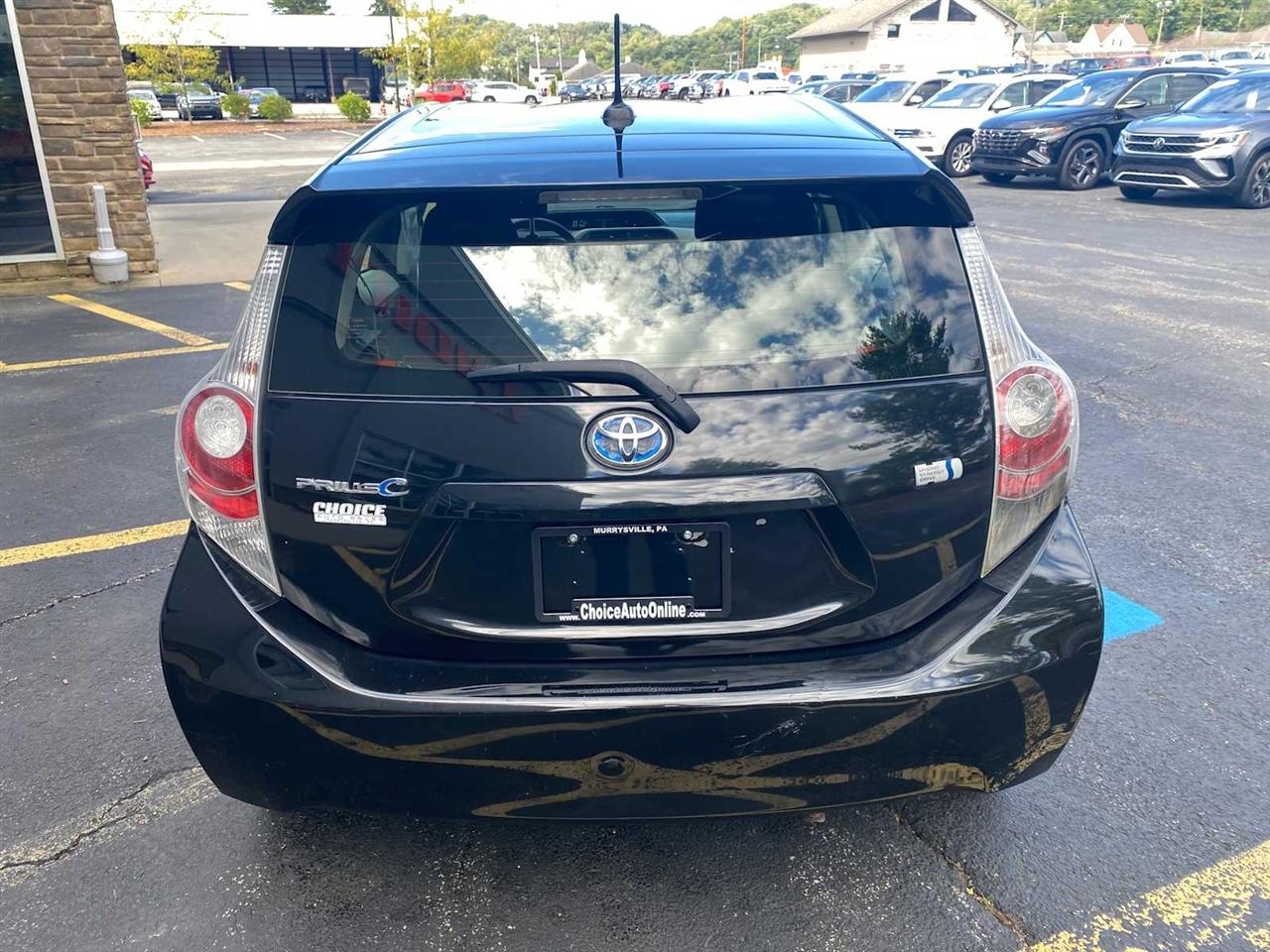 Toyota Prius c Three 2012