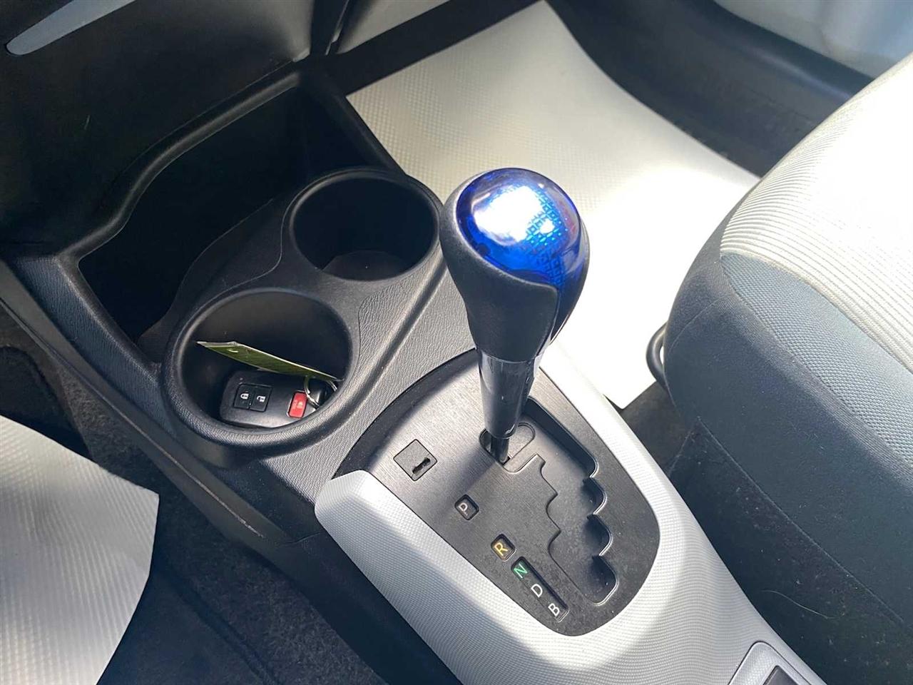 Toyota Prius c Three 2012