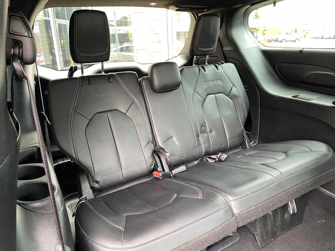 Chrysler Pacifica Launch Edition AWD 2020