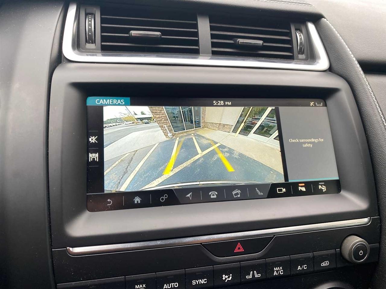 Jaguar E-Pace R-Dynamic SE 2018