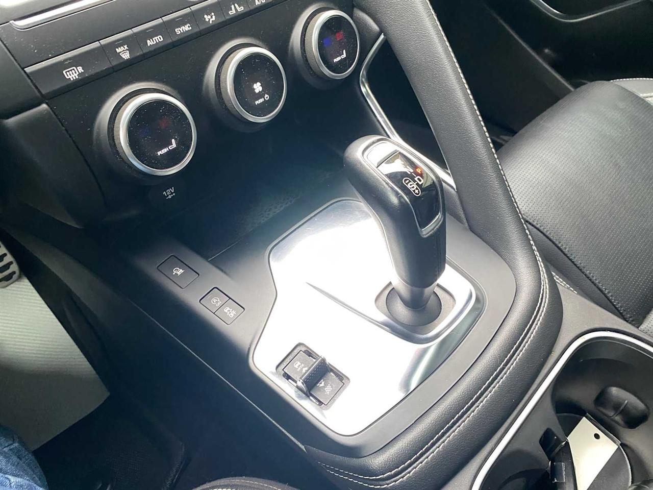 Jaguar E-Pace R-Dynamic SE 2018