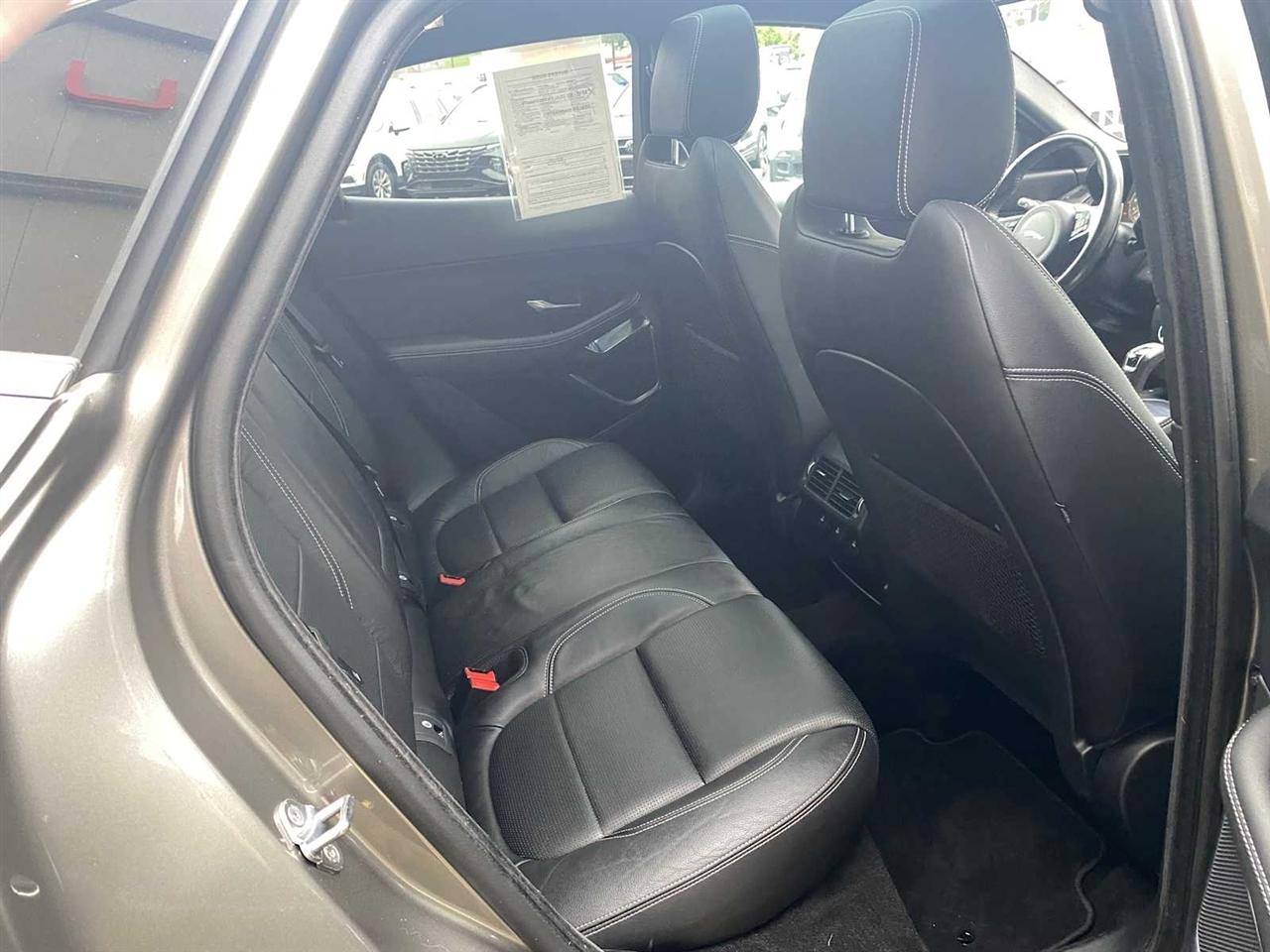 Jaguar E-Pace R-Dynamic SE 2018
