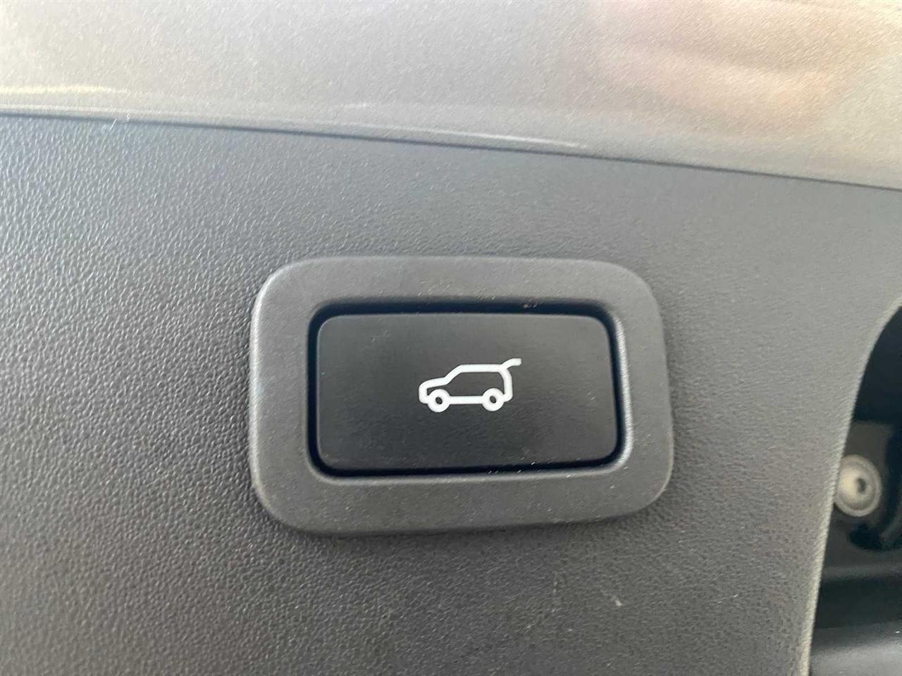 Jaguar E-Pace R-Dynamic SE 2018