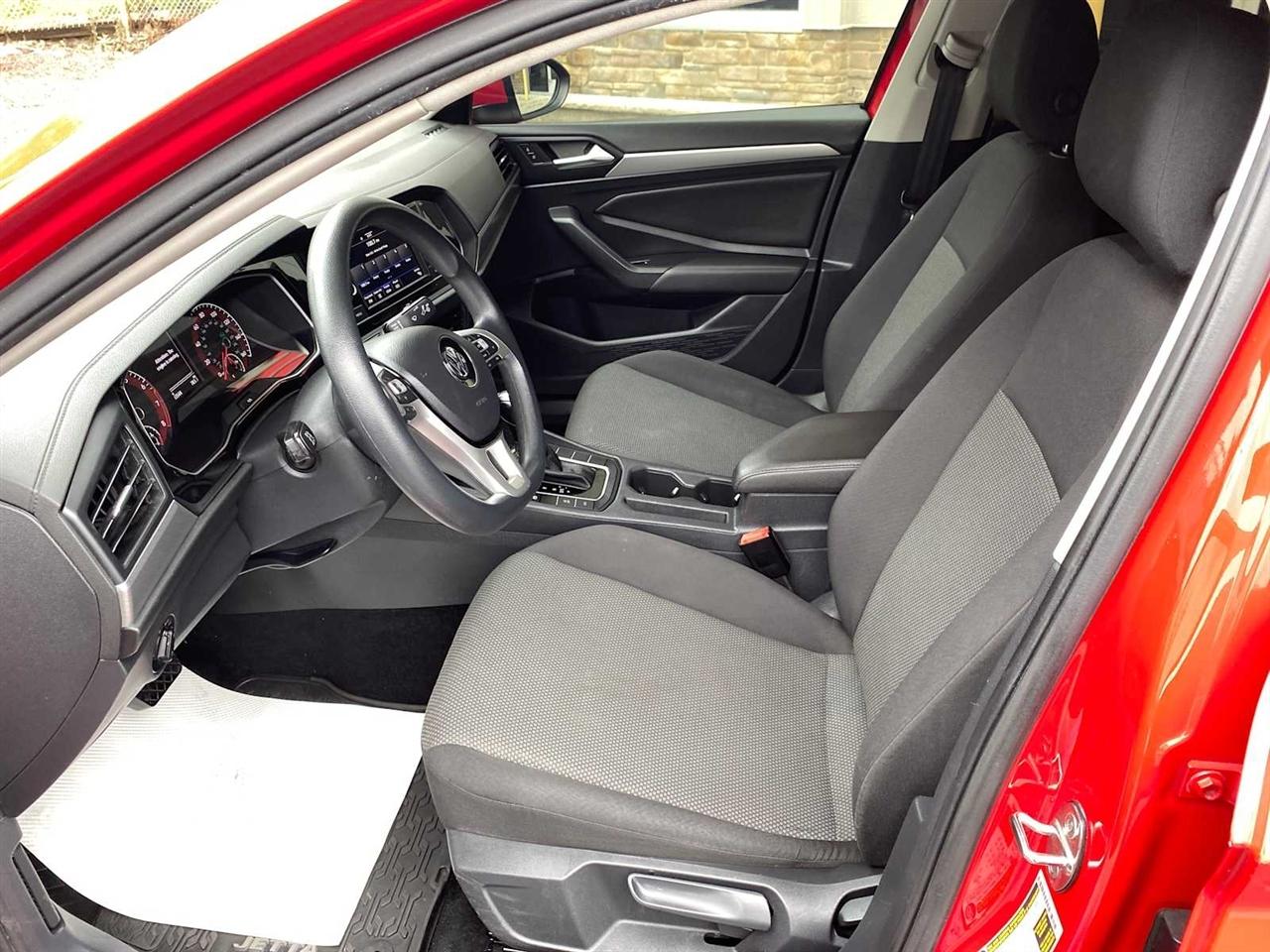 Volkswagen Jetta 1.4T S 8A 2020