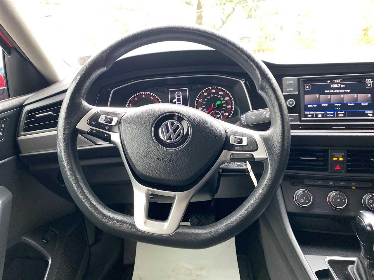 Volkswagen Jetta 1.4T S 8A 2020
