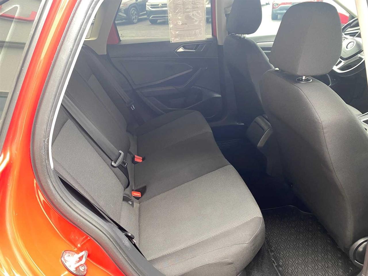 Volkswagen Jetta 1.4T S 8A 2020
