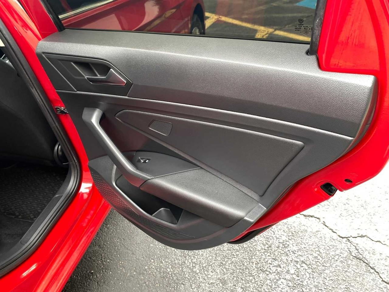 Volkswagen Jetta 1.4T S 8A 2020