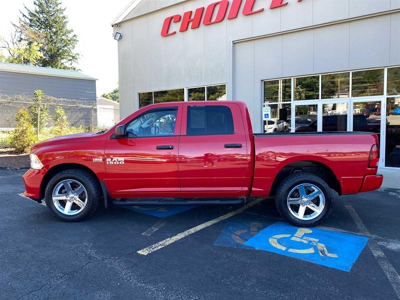 RAM 1500 Tradesman Crew Cab SWB 4WD 2018