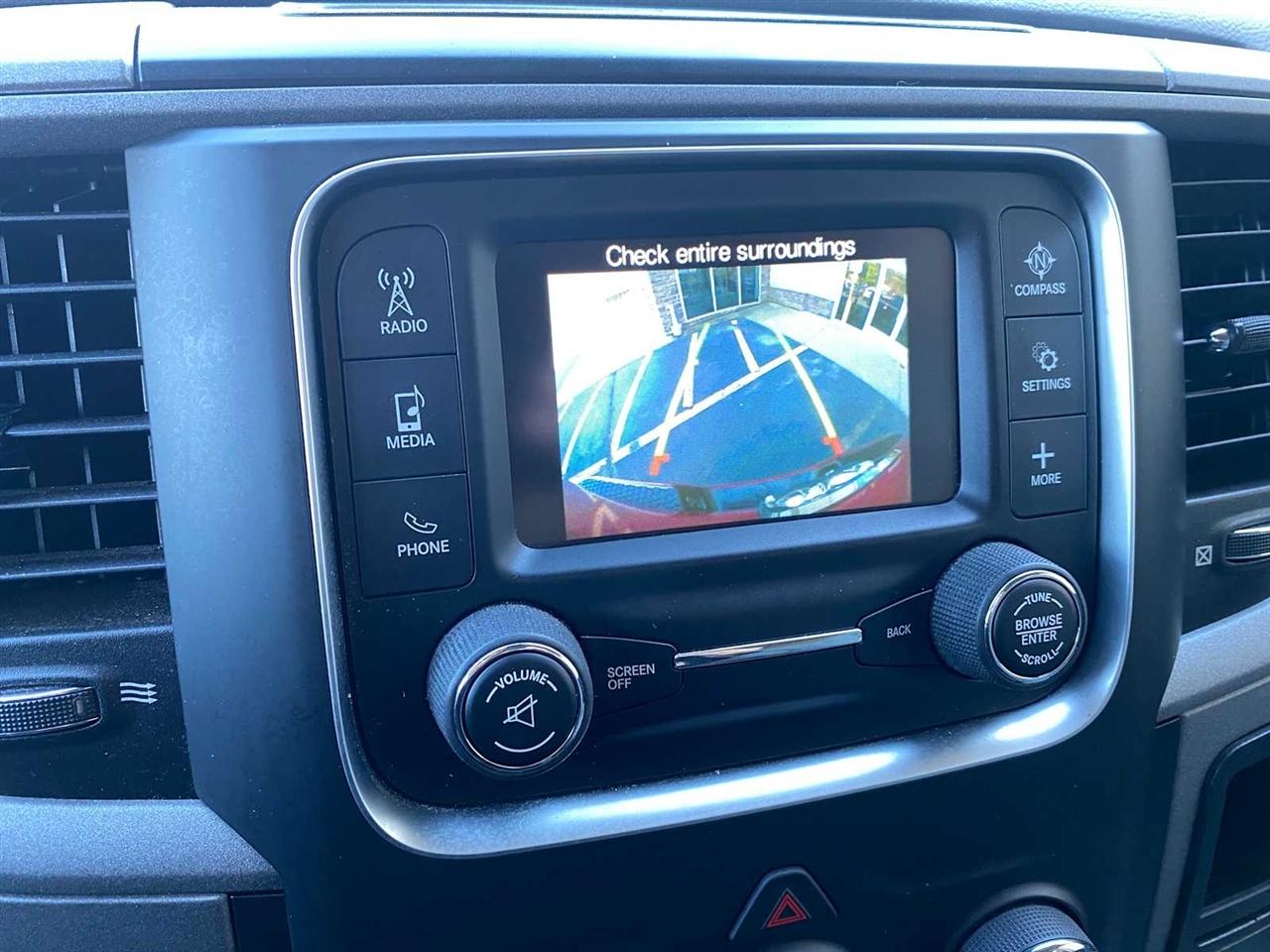 RAM 1500 Tradesman Crew Cab SWB 4WD 2018