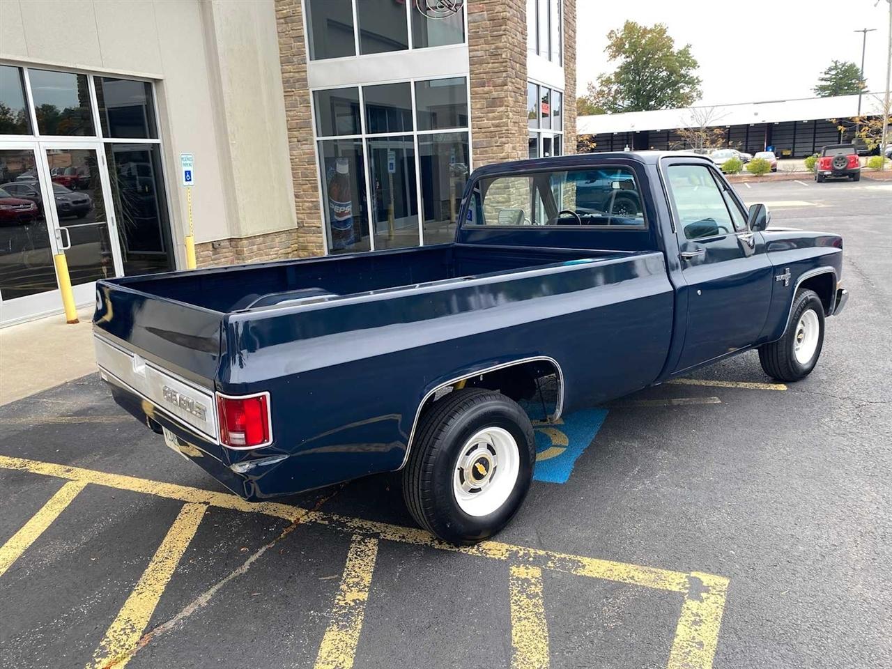 Chevrolet SILVERADO  1987