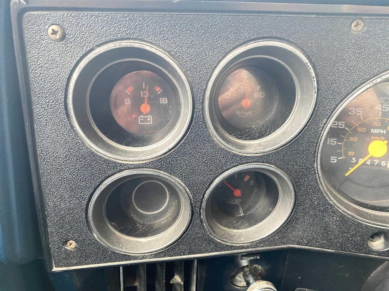 Chevrolet SILVERADO  1987