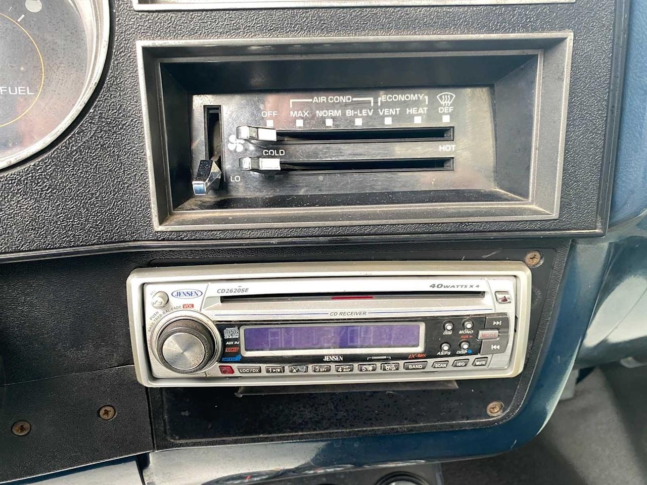 Chevrolet SILVERADO  1987