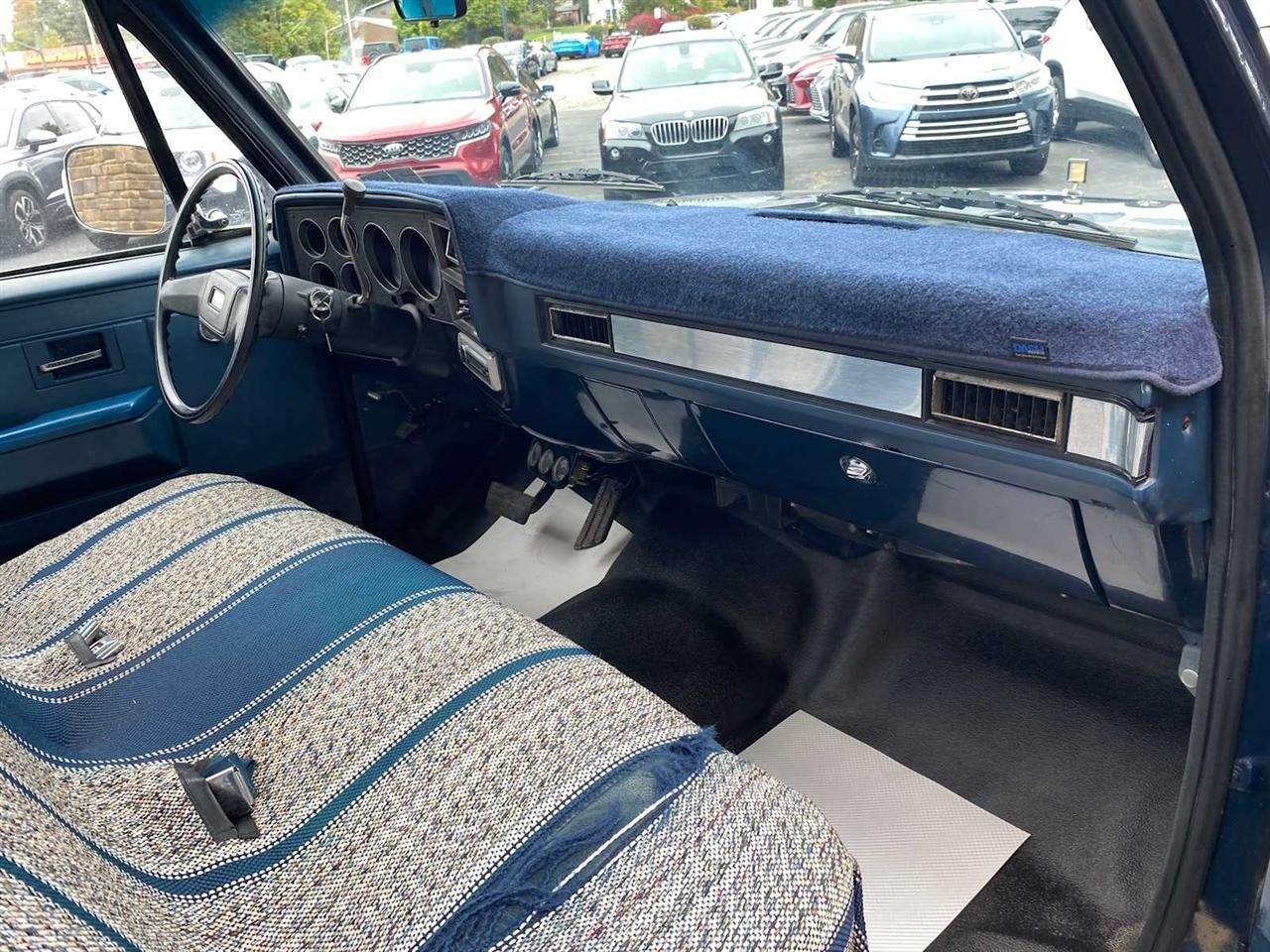 Chevrolet SILVERADO  1987