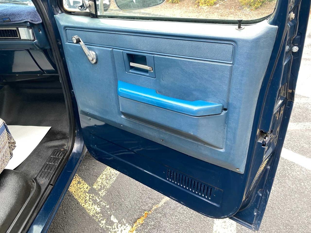 Chevrolet SILVERADO  1987