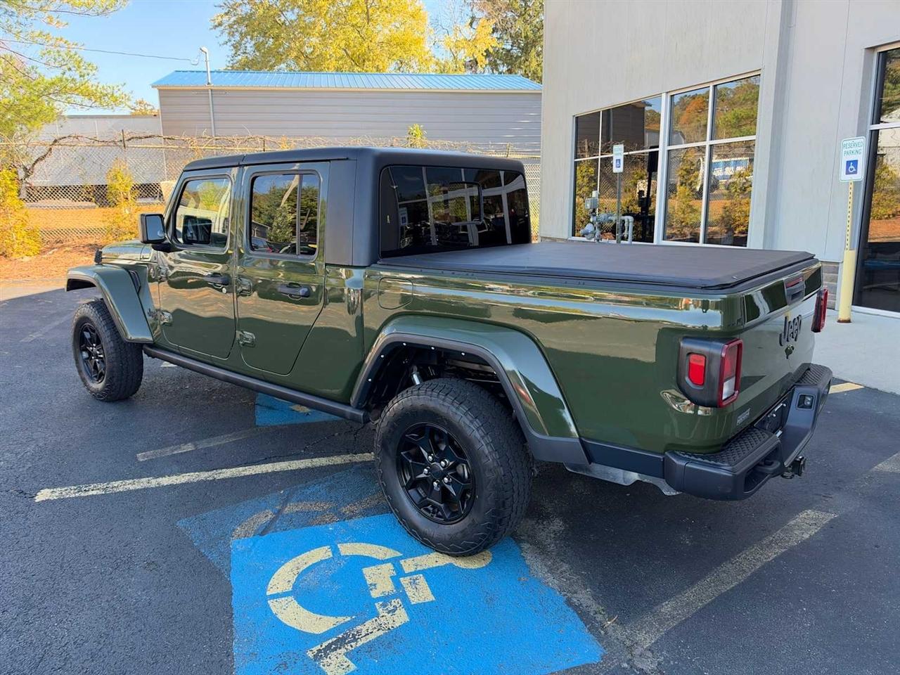 Jeep Gladiator Willys 4x4 2021