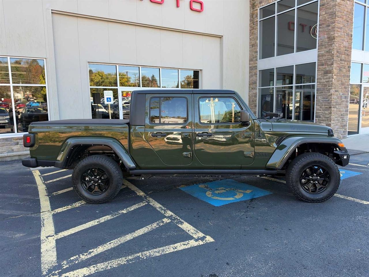Jeep Gladiator Willys 4x4 2021