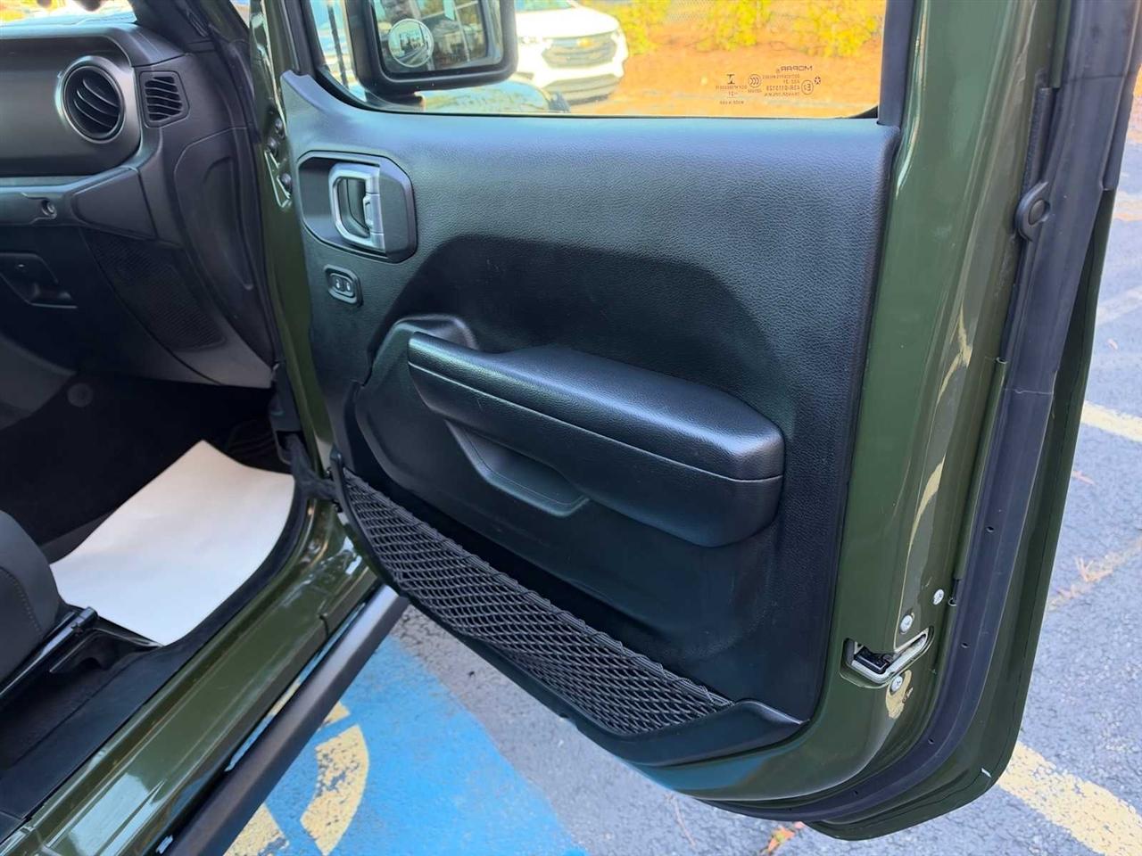 Jeep Gladiator Willys 4x4 2021