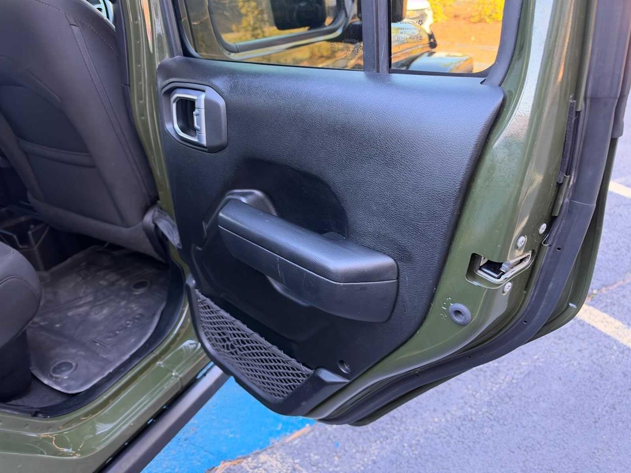 Jeep Gladiator Willys 4x4 2021
